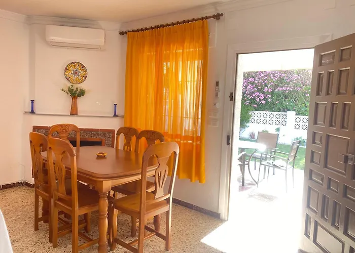 Casitasmanoli Fuente Del Gallo *